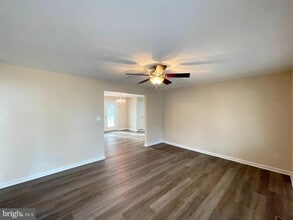 Building Photo - 20847 Sandstone St