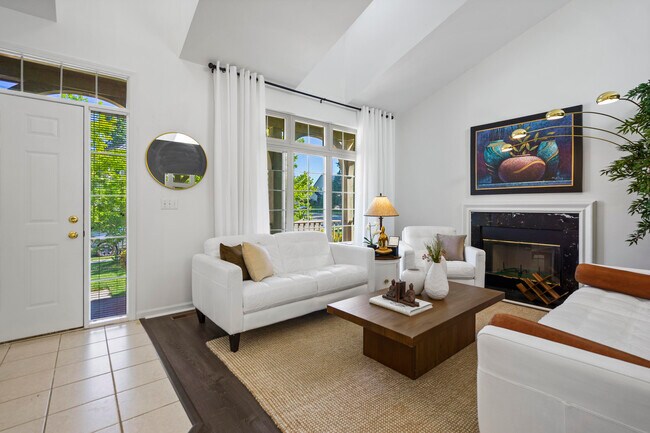 Foto del edificio - 5841 Lafayette Ln
