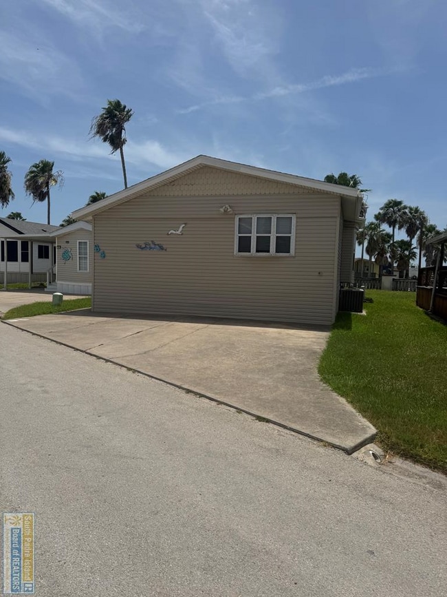 Building Photo - 34 Abalone Cir