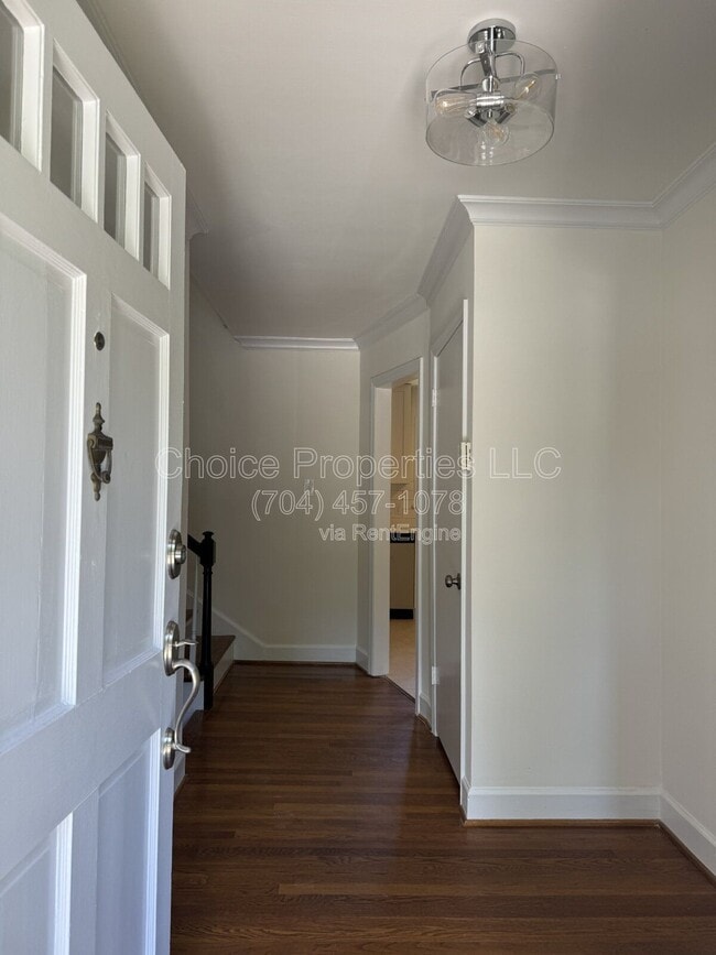 Building Photo - 253 Scofield Rd