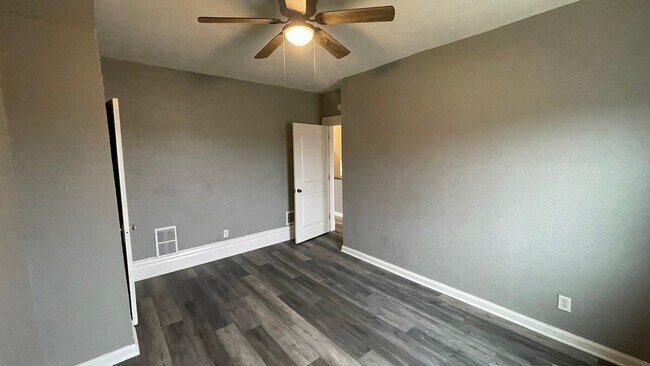 Foto del edificio - 2311 Grandview Ave