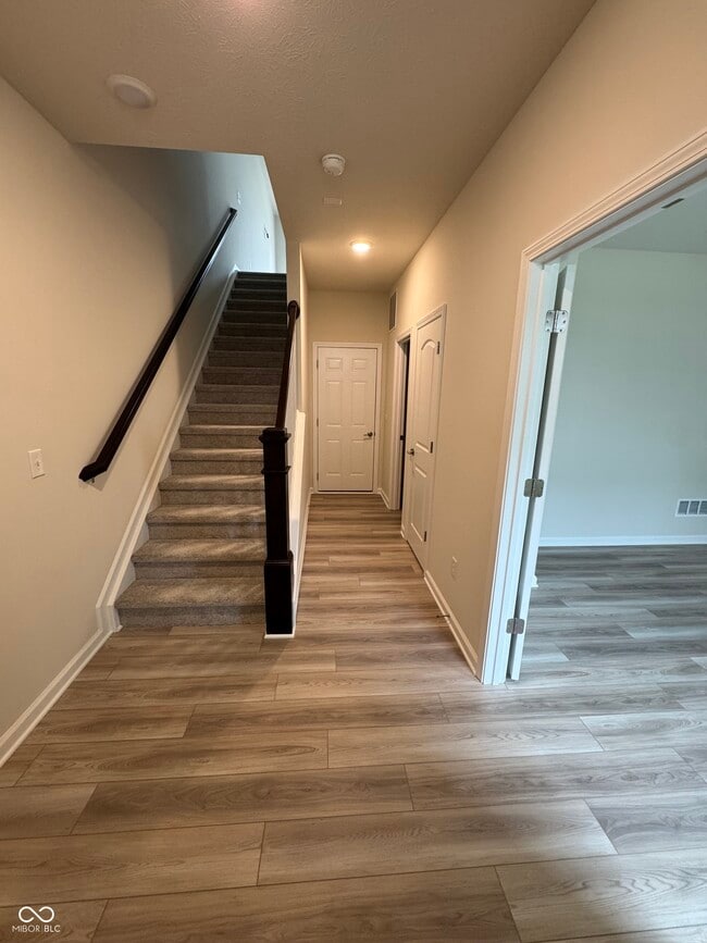 Foto del edificio - 14548 Elsmere Ln