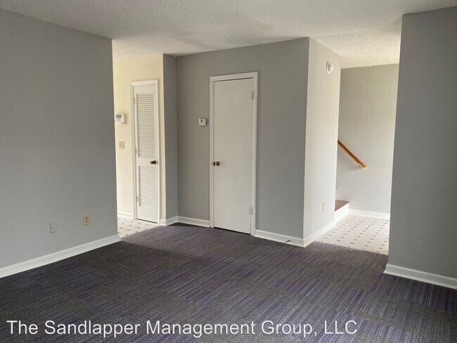 Foto del edificio - 3 br, 1.5 bath House - 6895 Shahid Row