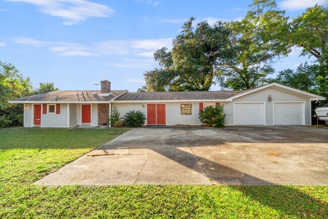 Front (far left door is unit B) - 1213 Friendship Ave