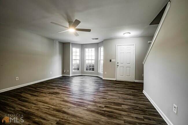 Building Photo - 3840 Waldrop Ln