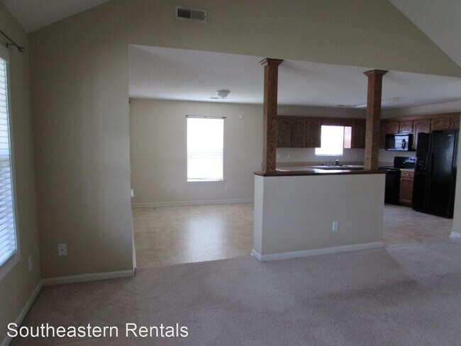 Building Photo - 3 br, 2 bath House - 2850 Imperial Way