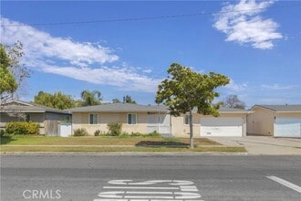Building Photo - 1522 S Dallas Dr