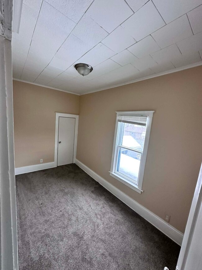 Bedroom 2 - 1018 Haskell Ave