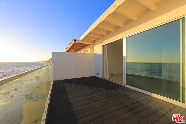 Foto del edificio - 20296 E Pacific Coast Hwy