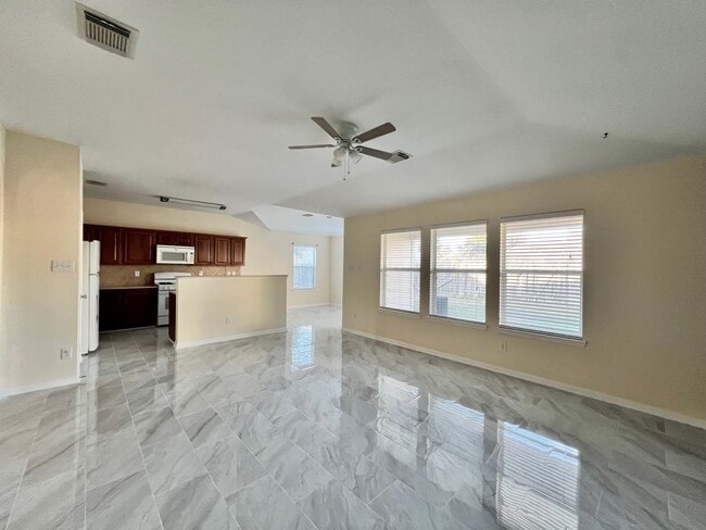 Building Photo - 7710 Sapulpa Ln