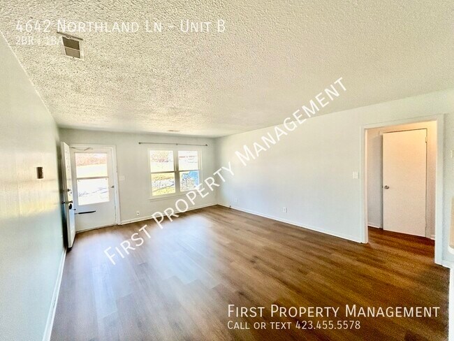 Foto del edificio - 2Bed/1Bath Duplex Off Hwy 58: Central AC, ...