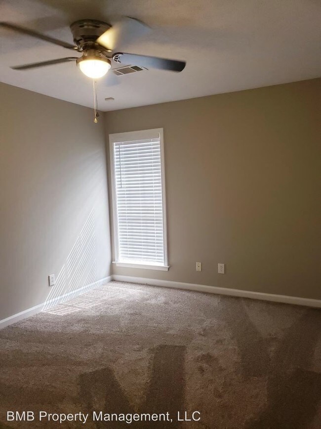 Foto del edificio - 4 br, 2 bath House - 2036 Young Farm Place