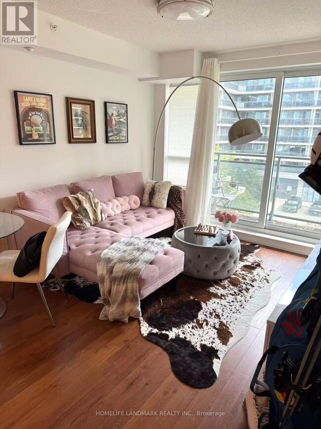 Building Photo - 376 Hwy 7