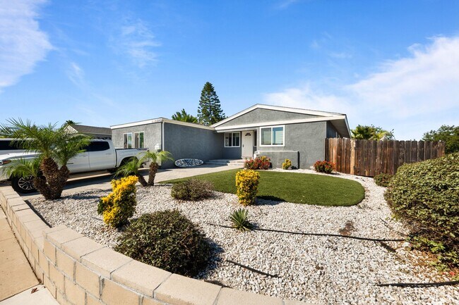 Building Photo - Steps to SDSU with driveway!