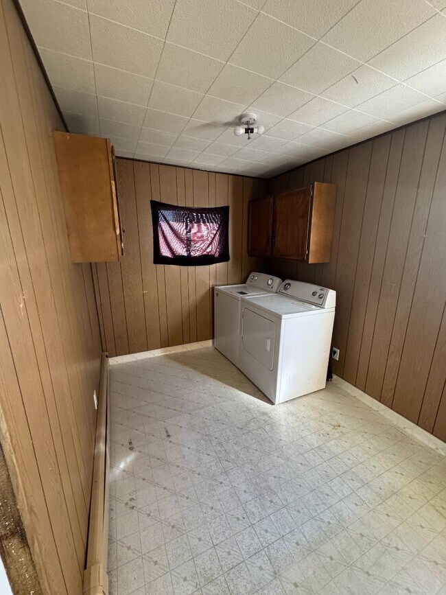 Foto del edificio - 613 Sage Ave