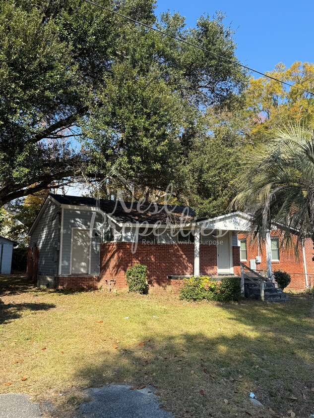 Foto principal - 4821 Norman St