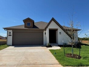Building Photo - 4000 Alta Vis Dr