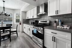 Building Photo - 909 Greystone Dr