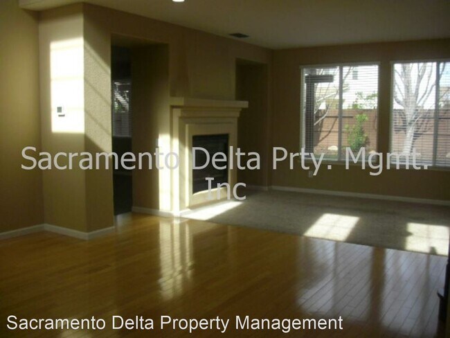 Building Photo - 4 br, 4 bath House - 9561 Spring River Way