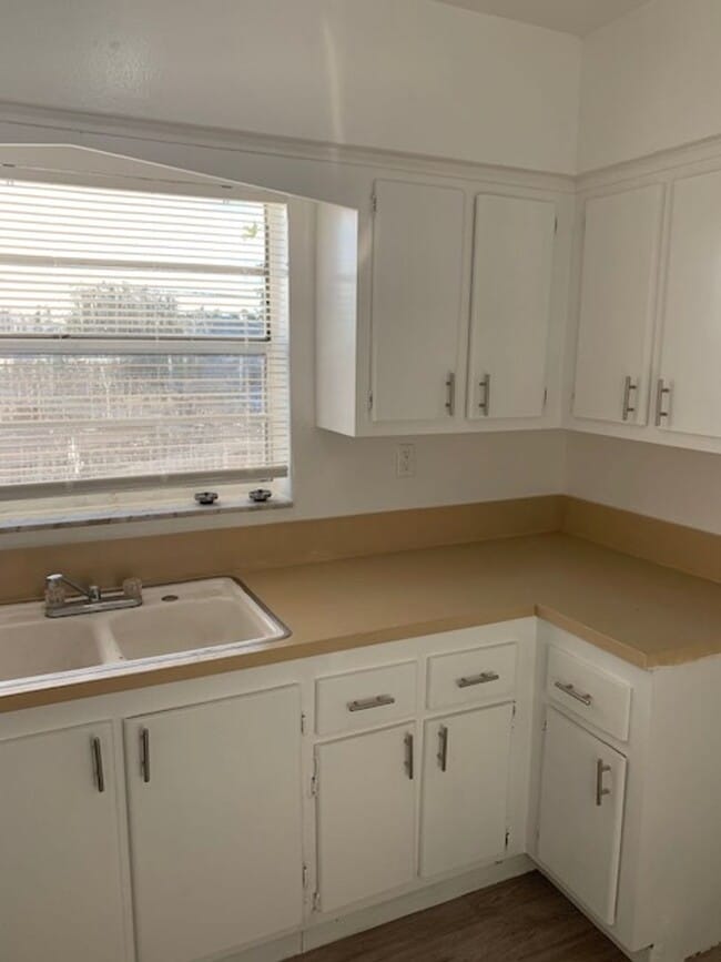 Interior Photo - 3711 SW 59 Terr
