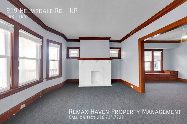 Building Photo - 919 Helmsdale Rd