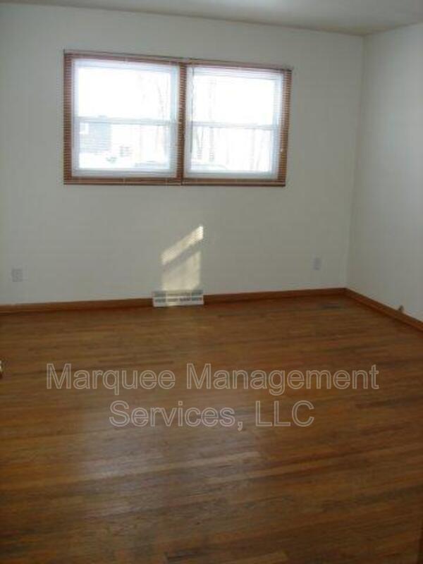 Building Photo - 4901 Camden Rd