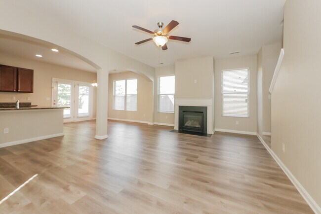 Building Photo - 1817 Crandon Ct