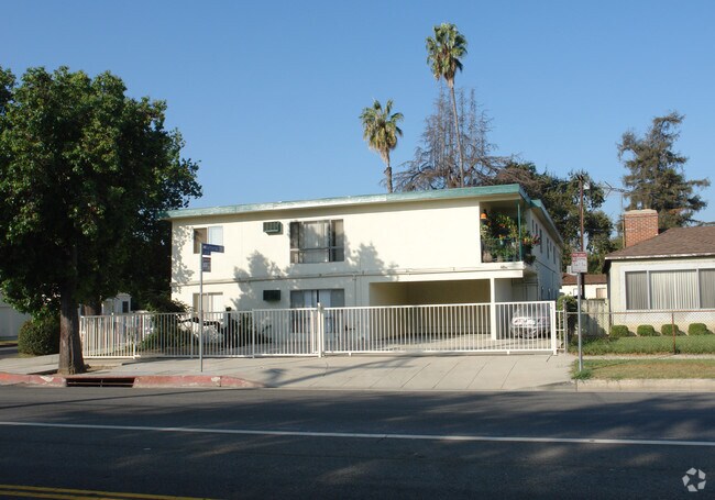Foto del edificio - 14109 Hatteras St