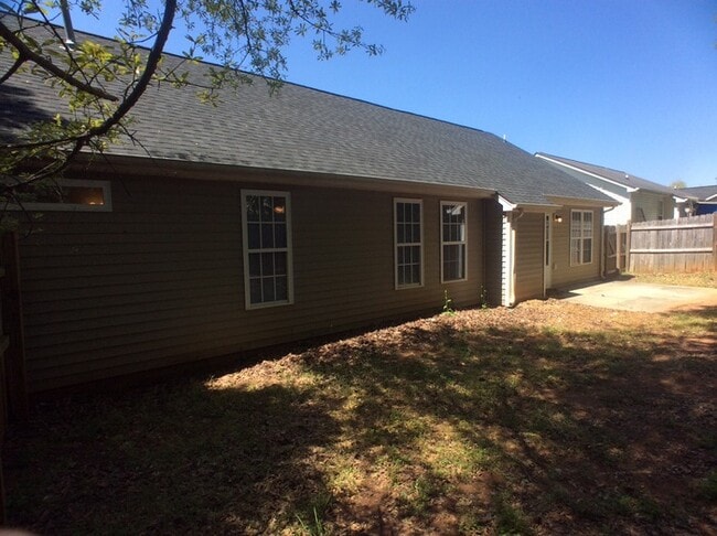 Building Photo - 128 Arbor Ridge Rd