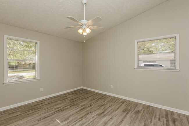 Foto del edificio - 636 Berkshire St