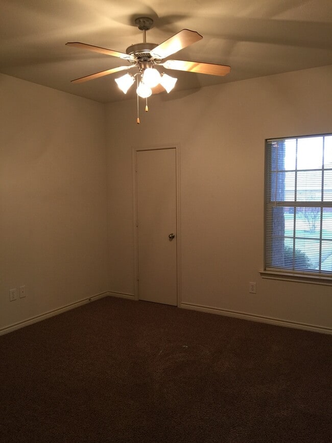 Building Photo - 3129 Buckskin Ln