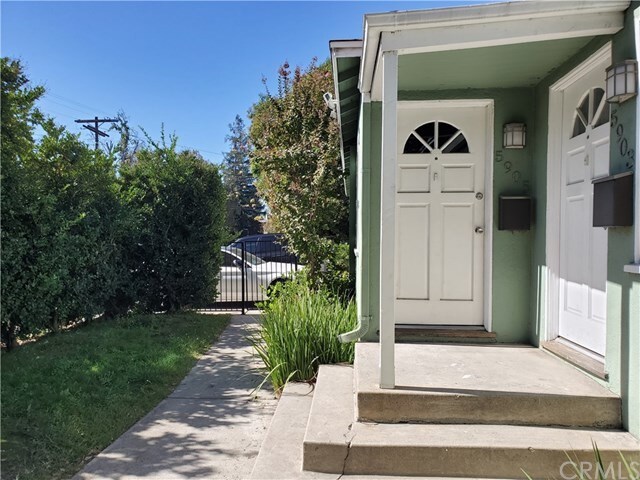 Primary Photo - 5905 Woodman Ave