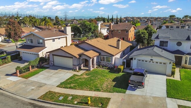 Photo - 1688 Bruin St House