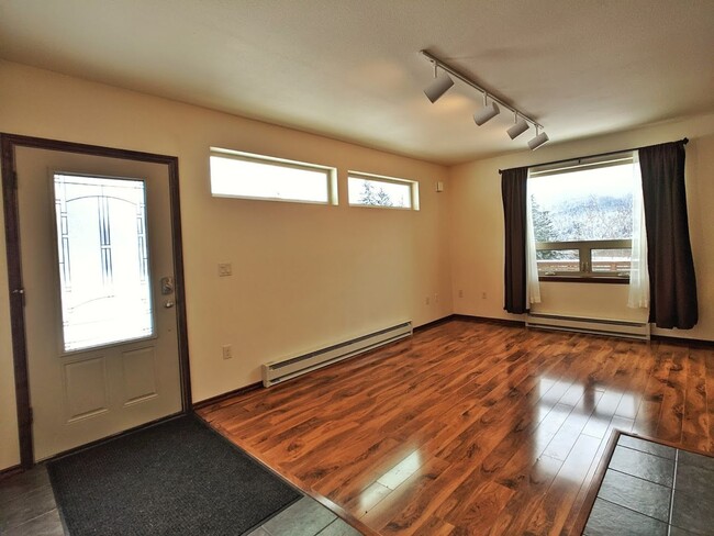 Building Photo - 139
