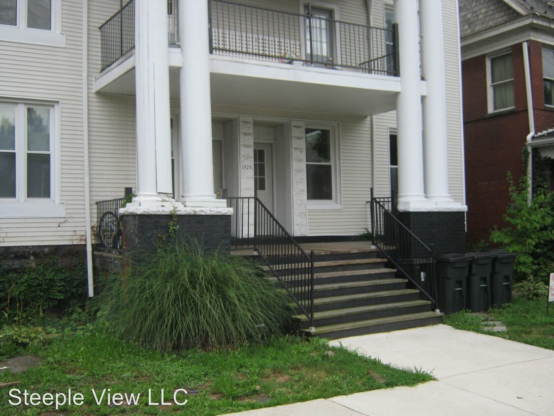 328 Fayette St Unit Apt 10, Cumberland, MD 21502 Room for Rent in