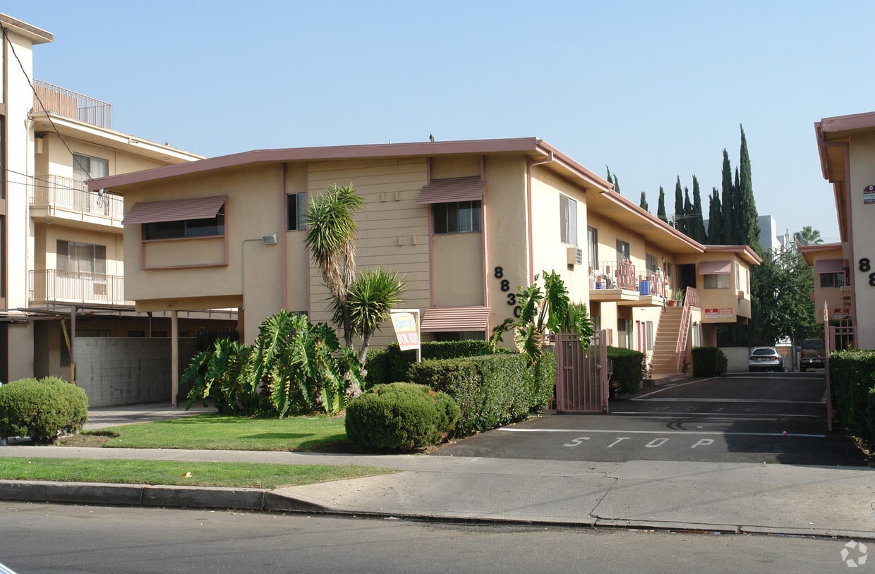 8830 Tobias Ave, Panorama City, CA 91402 Apartments in Panorama City