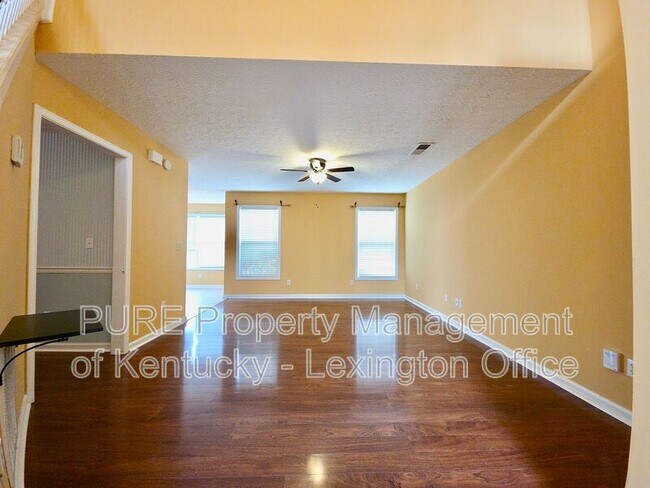 Foto del edificio - 2909 Mahala Ln