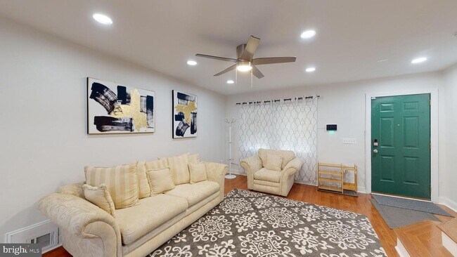 Foto del edificio - 52 Crittenden St NE
