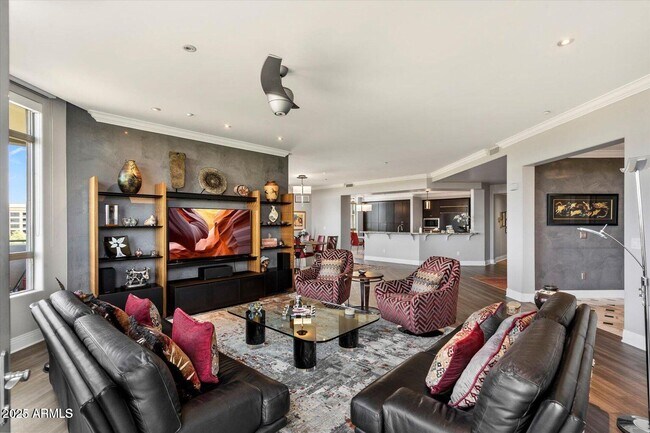 Building Photo - 15802 N 71st St