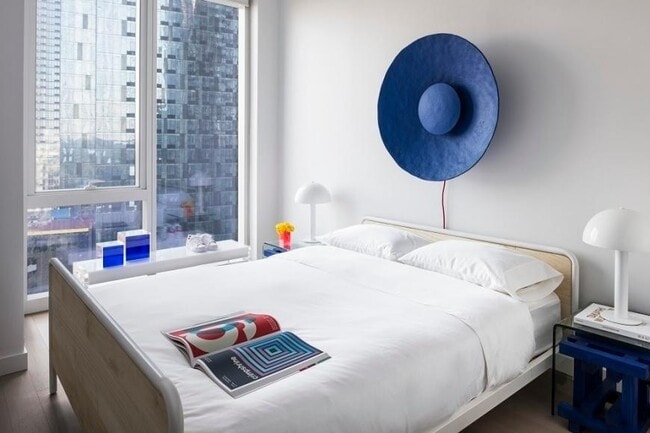 Building Photo - 1 bedroom in Long Island City NY 11101
