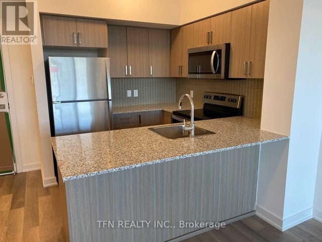 Building Photo - 1603 Eglinton Ave W
