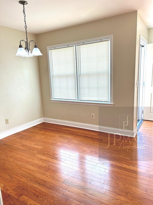Foto del edificio - 126 Trailside Ln