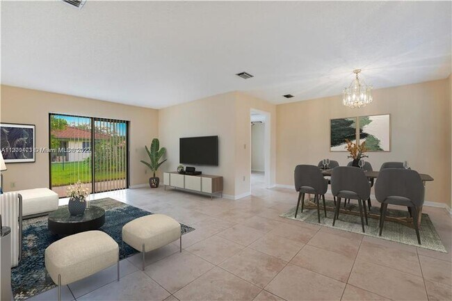 Building Photo - 568 SW 169th Terrace