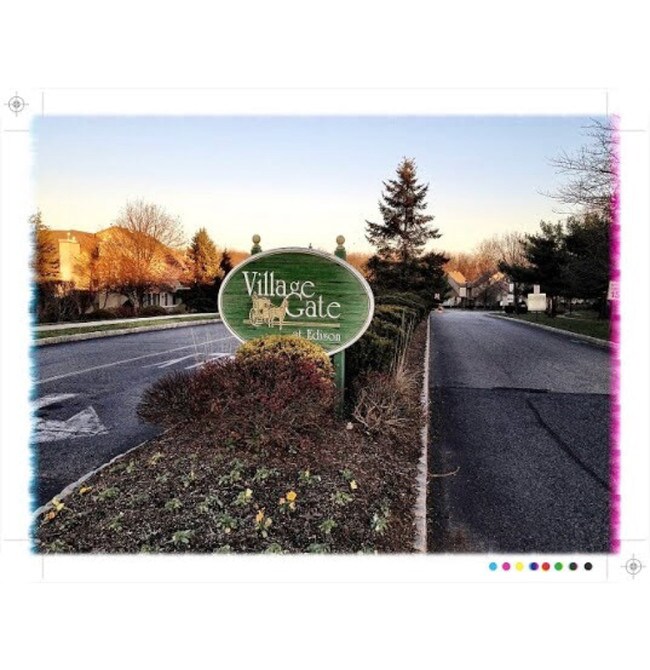 Entrada - 62 Denise Dr