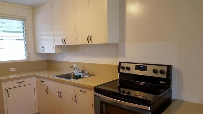 Building Photo - 716 Wailepo Pl
