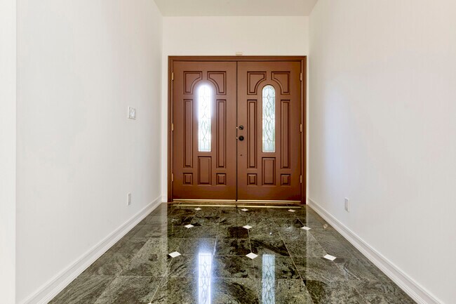 Building Photo - 15121 Marlin Pl