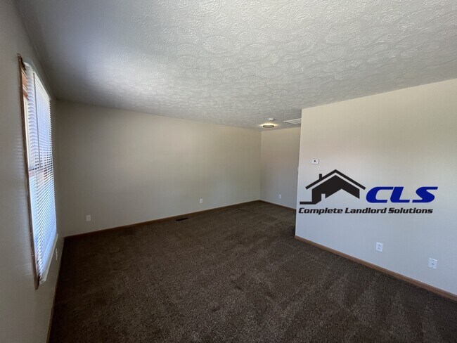 Foto del edificio - 1765 E Morgan Dr