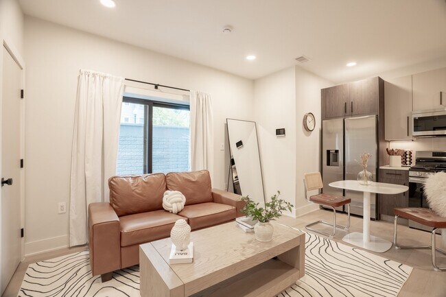 Foto del edificio - 3934 14th St NW