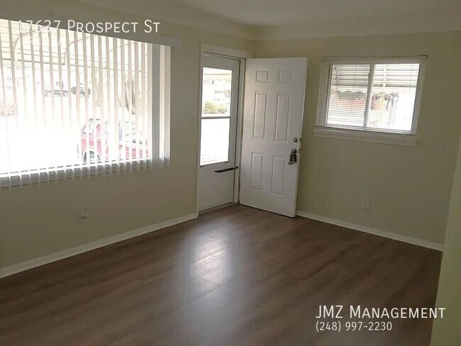 Foto del edificio - 17637 Prospect St