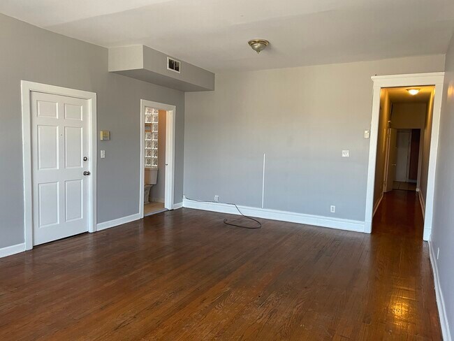 Foto del edificio - 3403 W North Ave